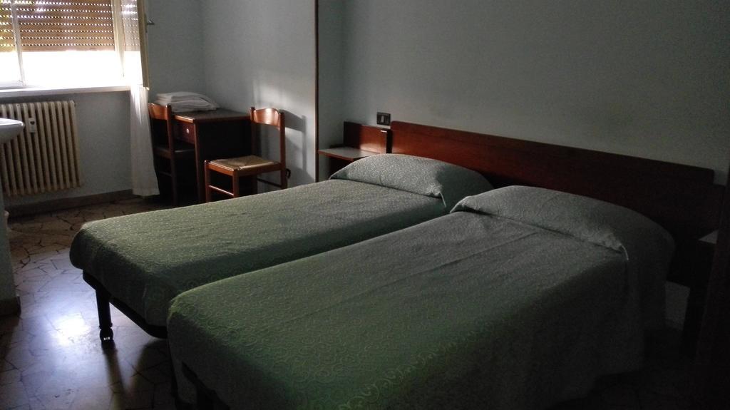 Hotel Mira Varese Habitación foto